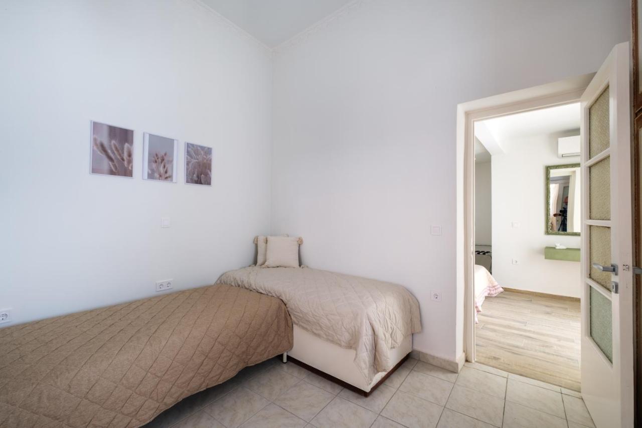 Piraiki Coastal Accommodation Pireu Exterior foto